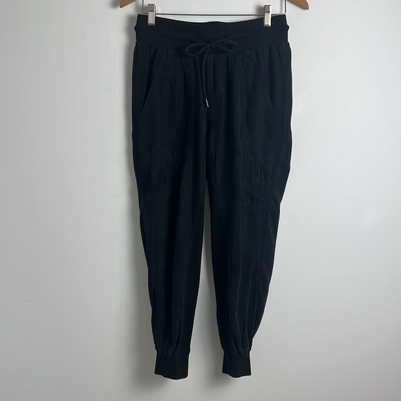 Quince Women's Black Vintage Wash Tencel Utility Jogger Pants High Rise Soft S - Picture 2 of 10